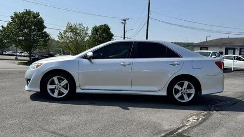 Silver Sky Metallic 2013 Toyota Camry SE