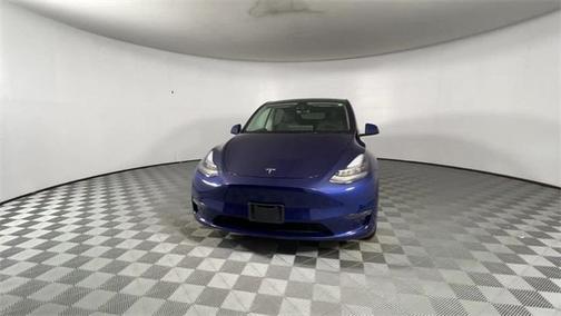 Photo 3 of 27 of 2022 Tesla Model Y Long Range