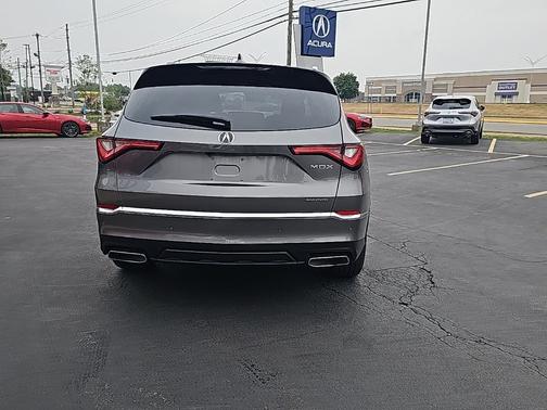 2023 Acura MDX 