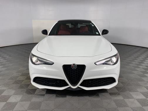 2022 Alfa Romeo Giulia Veloce