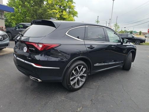 2022 Acura MDX 