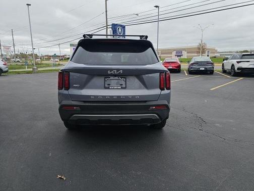 2022 Kia Sorento S