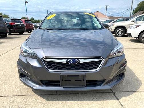 Photo 2 of 11 of 2018 Subaru Impreza 2.0i