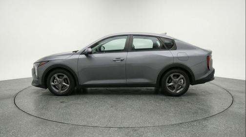 Interstellar Gray 2025 Kia K4 LXS