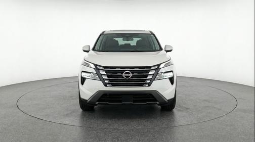 Everest White Pearl Tricoat 2025 Nissan Rogue SV
