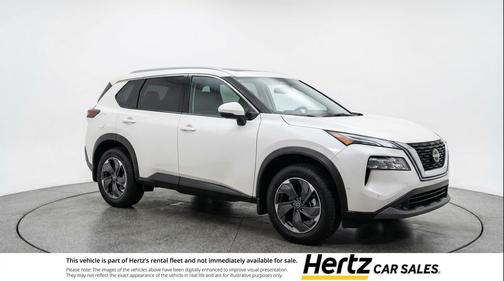 Everest White Pearl Tricoat 2025 Nissan Rogue SV