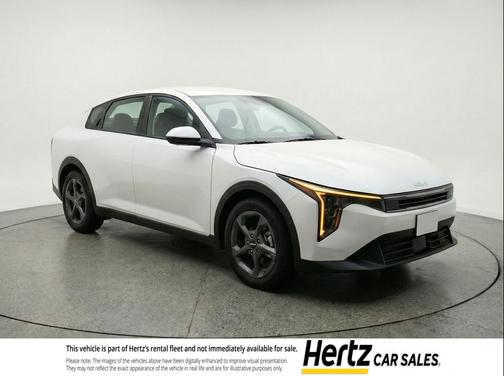 Snow White Pearl 2025 Kia K4 LXS