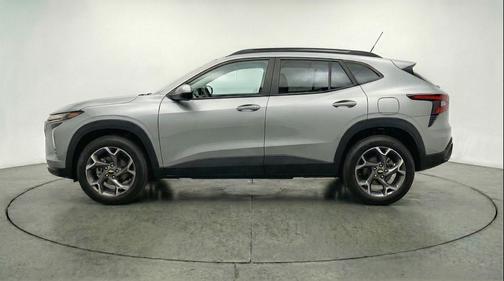 Sterling Gray Metallic 2025 Chevrolet Trax LT