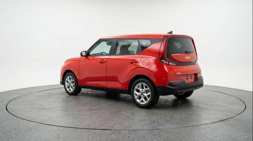 Inferno Red 2025 Kia Soul LX