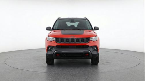 Red Hot Pearlcoat 2025 Jeep Compass Trailhawk