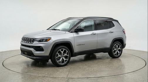 Silver Zynith Metallic Clearcoat 2025 Jeep Compass Limited