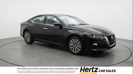 Super Black 2025 Nissan Altima SV FWD