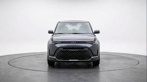 Gravity Gray 2025 Kia Soul LX