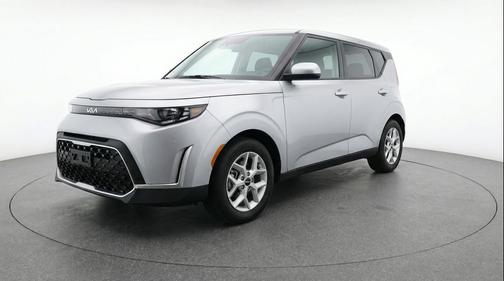 Steel Gray 2025 Kia Soul LX