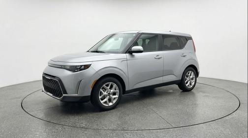 Steel Gray 2025 Kia Soul LX