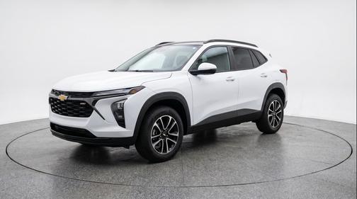 Summit White 2025 Chevrolet Trailblazer LT