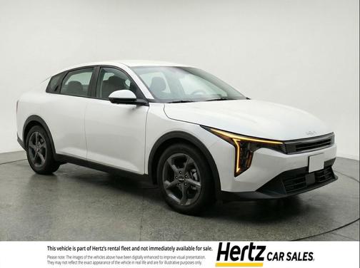 Snow White Pearl 2025 Kia K4 LXS