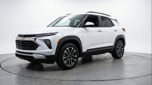 Summit White 2025 Chevrolet Trailblazer LT