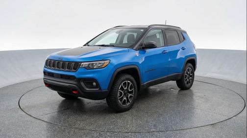 Hydro Blue Pearlcoat 2025 Jeep Compass Trailhawk
