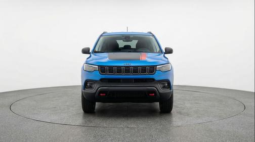 Hydro Blue Pearlcoat 2025 Jeep Compass Trailhawk