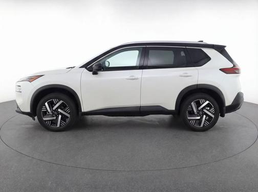 Fresh Powder 2025 Nissan Kicks SV
