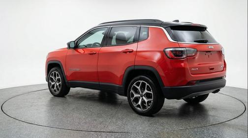 Red Hot Pearlcoat 2025 Jeep Compass Limited
