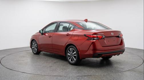 Scarlet Ember Tintcoat 2025 Nissan Versa 1.6 SV