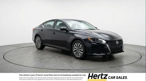 Super Black 2025 Nissan Altima SV FWD