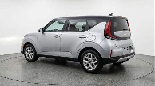 Steel Gray 2025 Kia Soul LX