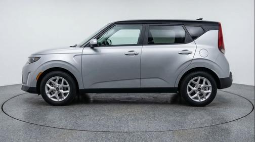 Steel Gray 2025 Kia Soul LX