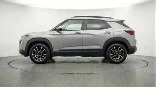 Sterling Gray Metallic 2025 Chevrolet Trailblazer LT