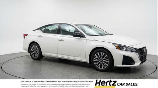 Glacier White 2025 Nissan Altima SV FWD