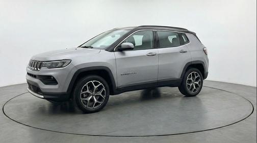 Silver Zynith Metallic Clearcoat 2025 Jeep Compass Limited