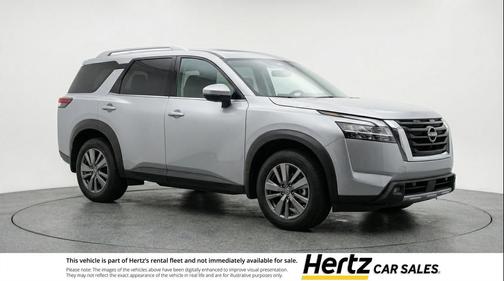 Brilliant Silver Metallic 2025 Nissan Pathfinder SV FWD