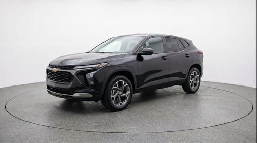Mosaic Black Metallic 2025 Chevrolet Trax LT