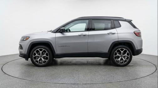 Silver Zynith Metallic Clearcoat 2025 Jeep Compass Limited