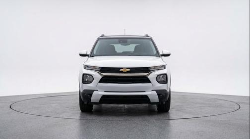 Summit White 2025 Chevrolet Trailblazer LT