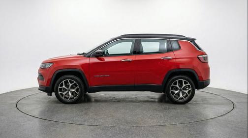 Red Hot Pearlcoat 2025 Jeep Compass Limited