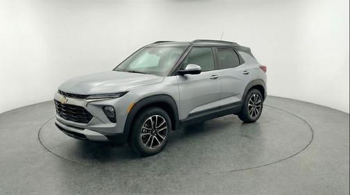 Sterling Gray Metallic 2025 Chevrolet Trailblazer LT
