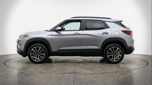Sterling Gray Metallic 2025 Chevrolet Trailblazer LT