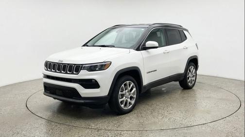 Bright White Clearcoat 2025 Jeep Compass Limited