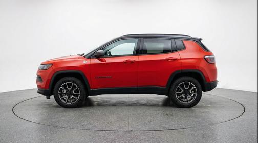 Red Hot Pearlcoat 2025 Jeep Compass Trailhawk