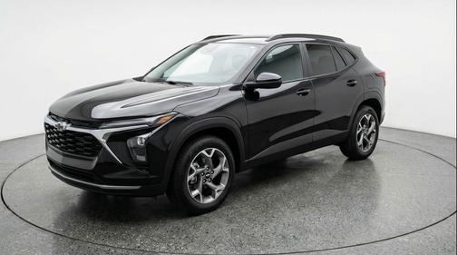 Mosaic Black Metallic 2025 Chevrolet Trax LT