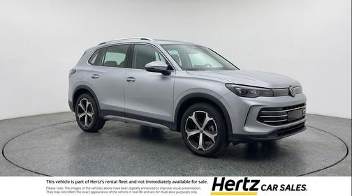 pyrite silver metallic 2026 Volkswagen Tiguan 2.0T SE
