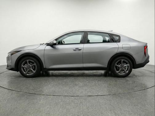 Steel Gray 2025 Kia K4 LXS