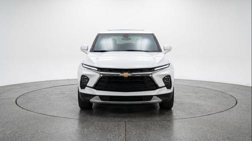Summit White 2025 Chevrolet Blazer 2LT