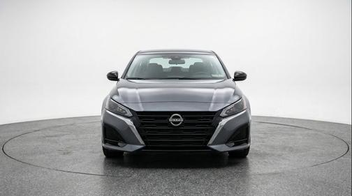 Gun Metallic 2025 Nissan Altima SV FWD