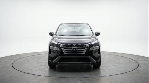Super Black 2025 Nissan Rogue SV