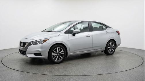 Brilliant Silver Metallic 2025 Nissan Versa 1.6 SV