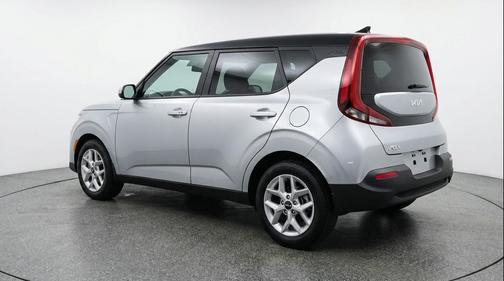 Steel Gray 2025 Kia Soul LX